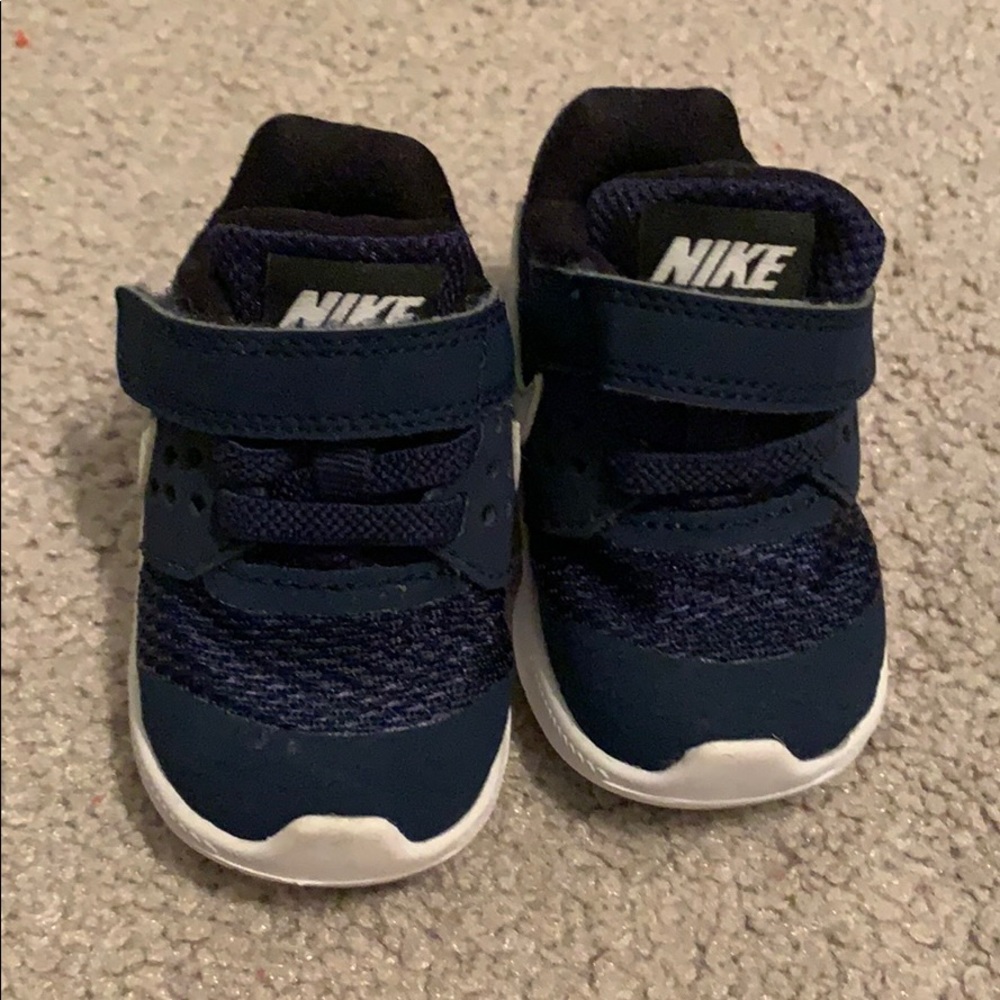 Navy Baby Nike’s